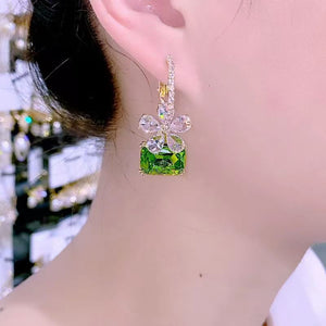 【✨Each Earring Is Only $7.49✨】Green Flower Crystal Earrings